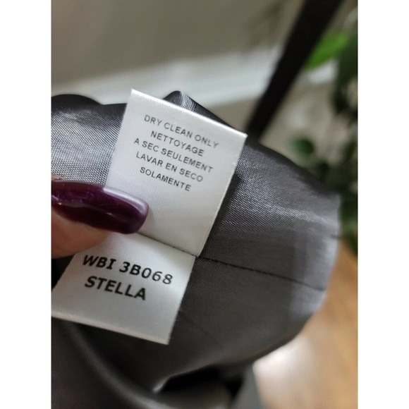 BCBGMAXAZRIA Women's Gray Wool and Spandex Knee Length Flare Skirt Size 08 - Picture 8 of 9